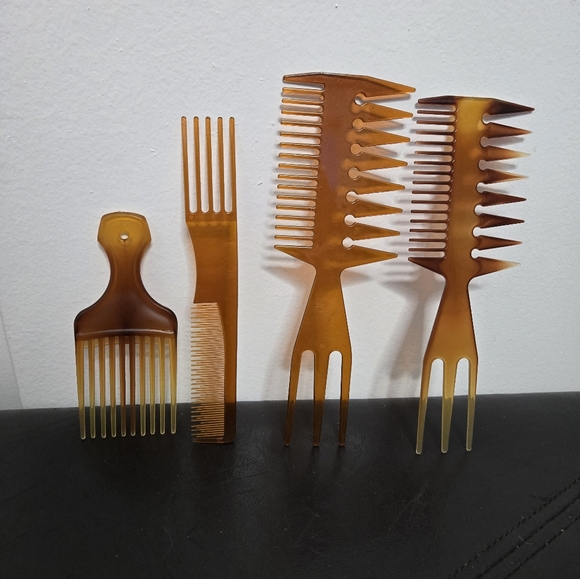 Source Unknown Accessories - 3 Unbranded Hair Styling Comb Fish Comb, pick comb, and lifting comb